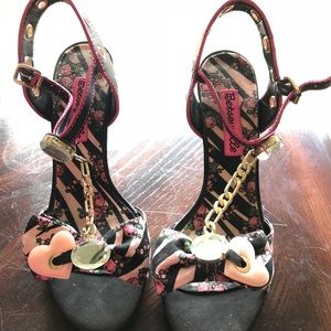 Betsey Johnson - BETSEYVILLE t-strap shoes